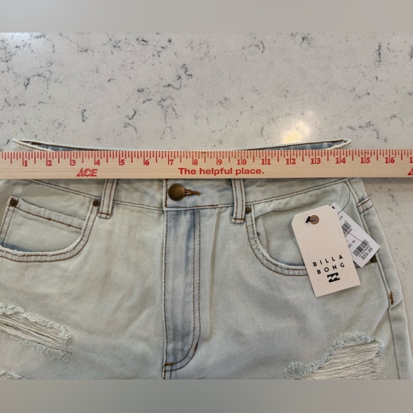 BILLABONG How About That Indigo Womens Denim Shorts Light Blast Size 30 NWT - Picture 5 of 12